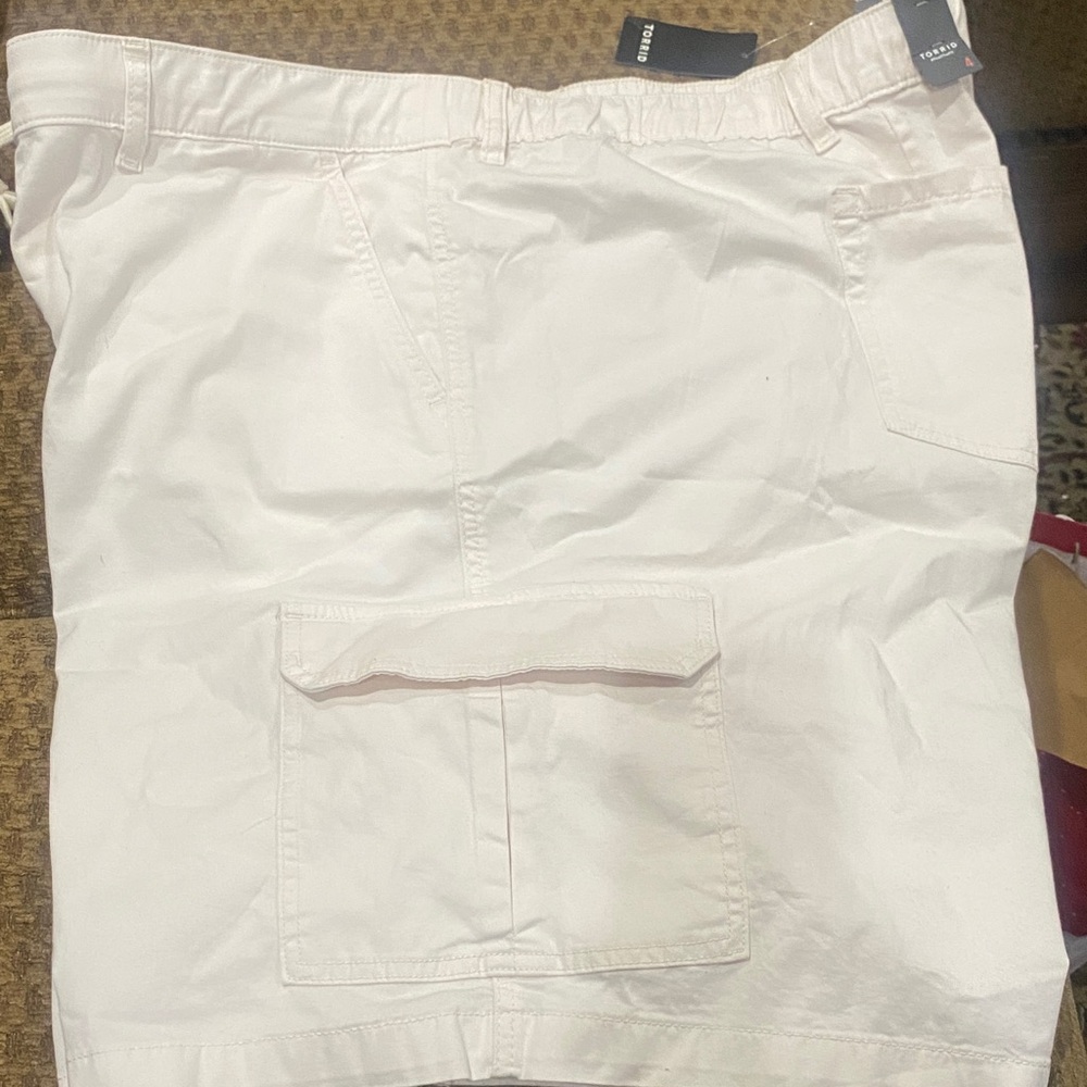 Torrid Women's (Off) White Cargo Shorts
